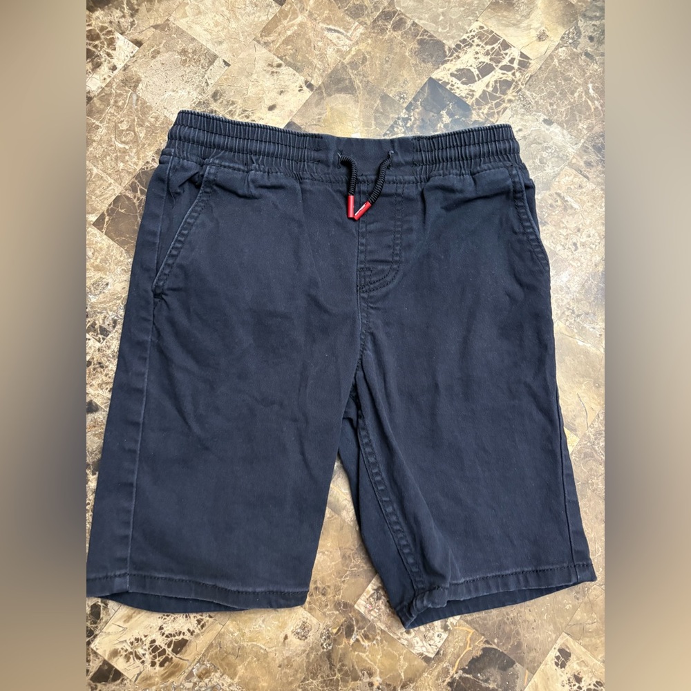 Levi’s black short 8 years